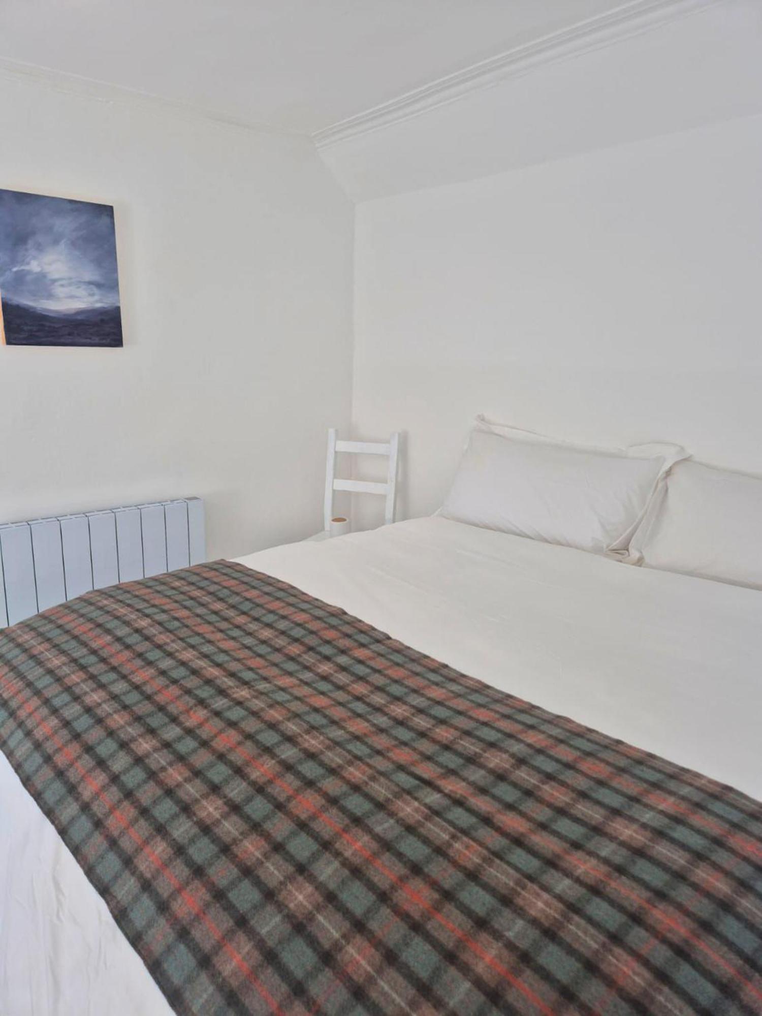 Mackinnon Cottage - 3 Bedroom Cottage Broadford (Isle of Skye) Εξωτερικό φωτογραφία